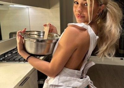 Breckie Hill Onlyfans leak Nude big ass in kitchen